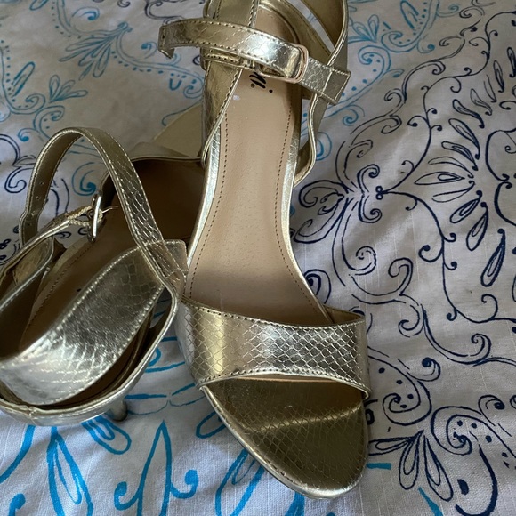 Women’s shoes - Picture 13 of 13